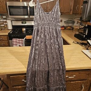 Romeo & Juliet Couture Shimmering Gray Velvet Top